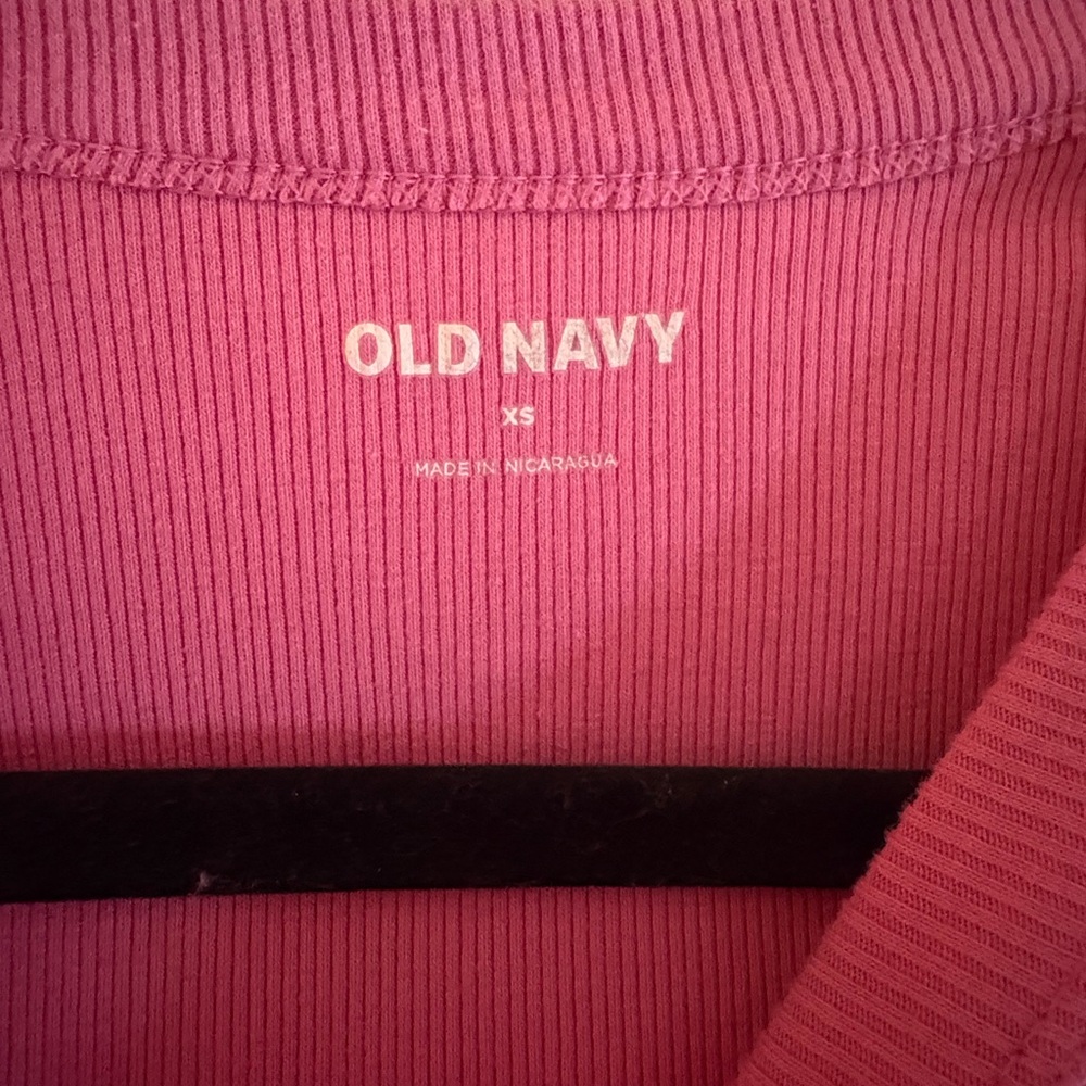 Old Navy Pink Short Sleeve Tee - Picture 3 of 3